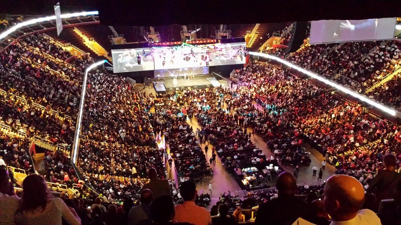 how to cover comic con panels